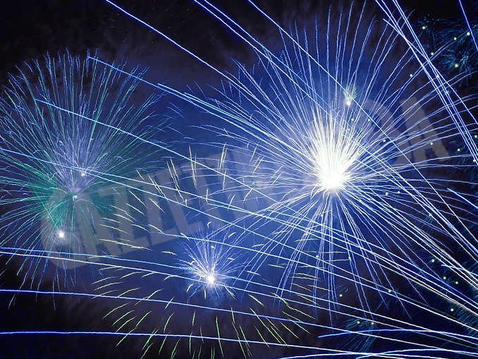 Dov è Stato Girato Fuochi D Artificio Spostati a sabato 15 i fuochi d'artificio organizzati da Albaland