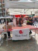 Con Slow Food si degusta il mercato della terra in piazza Pertinace 5