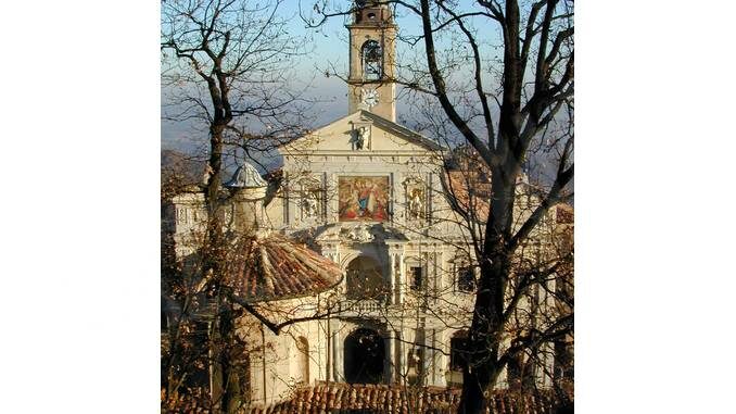 Domenica 16 è in programma una camminata da Ozzano Monferrato al santuario di Crea