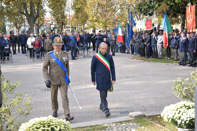 Bra ha reso onore alla Giornata dell’Unità Nazionale e delle Forze Armate