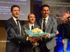 Asta mondiale del tartufo da record (FOTO E VIDEO) 3