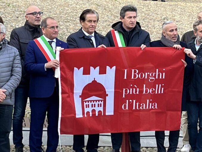 A Castagnole delle Lanze la festa per l'ingresso tra i borghi più belli d’Italia 1