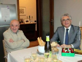 I cento anni di Benito Sartoris festeggiati col sindaco Bo
