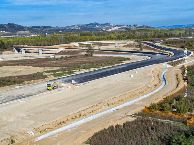 Autostrada: lavori spediti tra Roddi e Verduno ma servirà qualche mese in più per finirli
