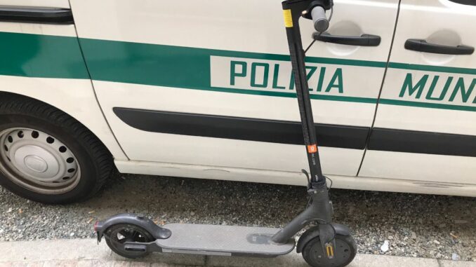 Bra: trovato monopattino rubato, info presso la Polizia Locale