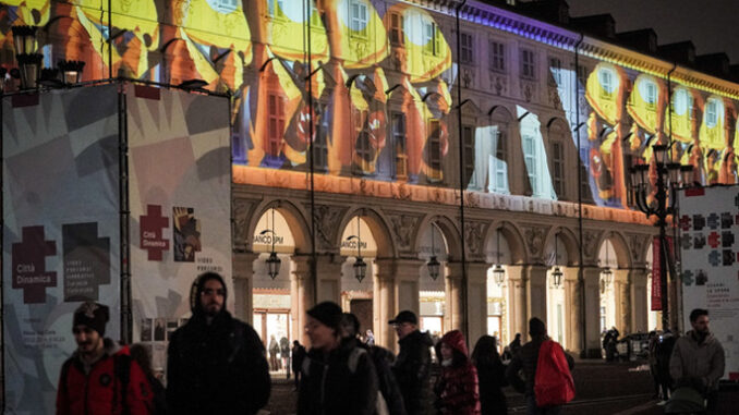 Torino si accende con la storia e l'arte della città