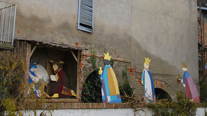 A Montaldo Roero il centro storico si anima con i Presepi di Natale (FOTOGALLERY) 34