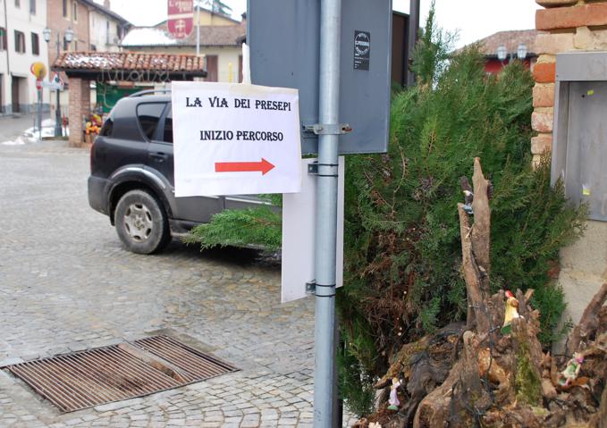 A Montaldo Roero il centro storico si anima con i Presepi di Natale (FOTOGALLERY)