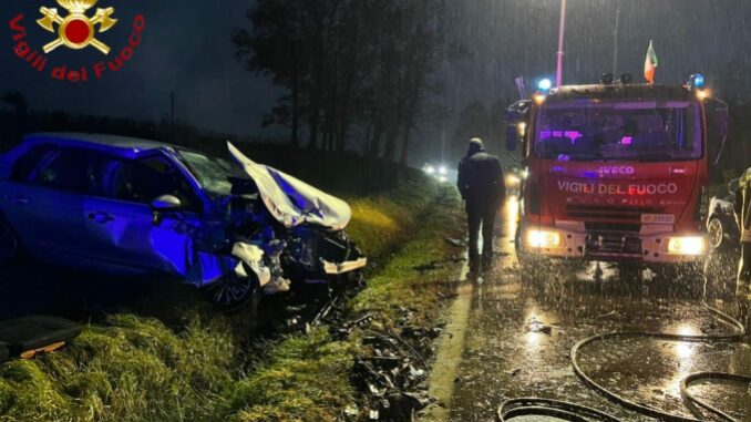 Incidente stradale sulla SP 28 nel comune di Nizza Monferrato in direzione Alessandria, sei i feriti tra cui un bimbo che risulta grave 1