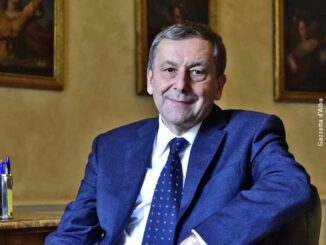 Oggi l'associazione San Giovanni di Alba premia Francesco Profumo