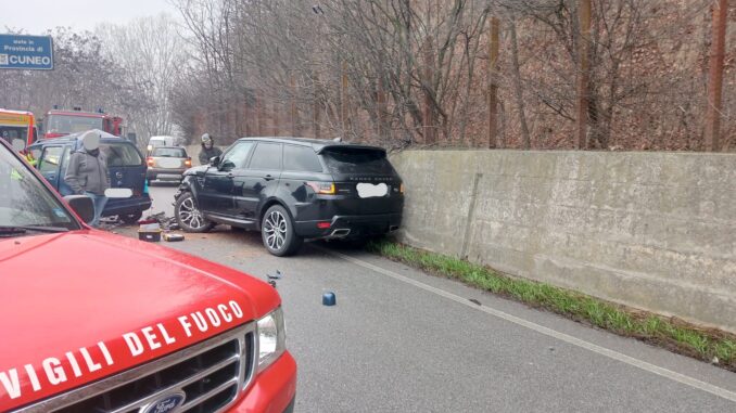 Incidente stradale tra Santo Stefano Belbo e Canelli: un ferito lieve