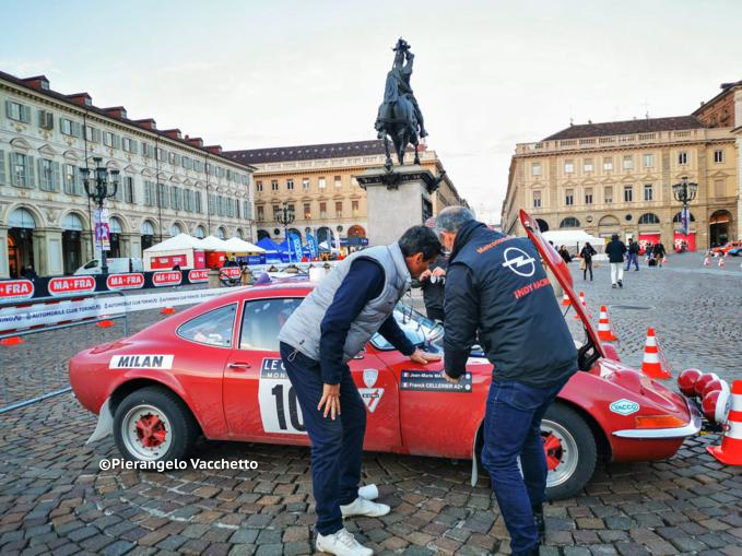 Torino: arrivavano le auto storiche per il Rallye di Montecarlo 13