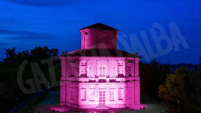 A cento giorni dall'inizio del Giro d'Italia Bra illumina la Zizzola di rosa