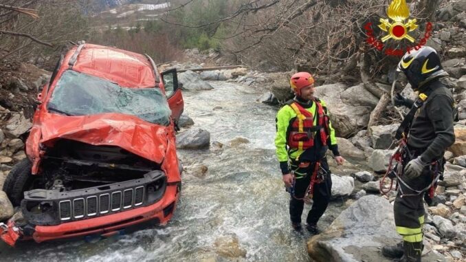 Precipita nello Stura a Pietraporzio: ferito un automobilista