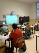 Studentesse del Mit di Boston insegnano fisica in inglese ai licei Govone e Gallizio 2