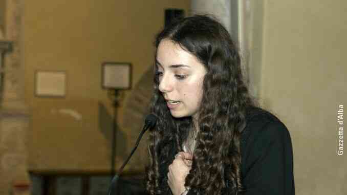 Alice Bechis, giovane poetessa braidese premiata a Ravenna al concorso dedicato a Dante 1
