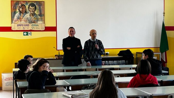 Attenti ai social! Ai Salesiani di Bra un incontro con Roberto Alborghetti