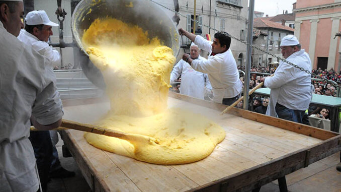 A Monastero Bormida ritorna il polentonissimo