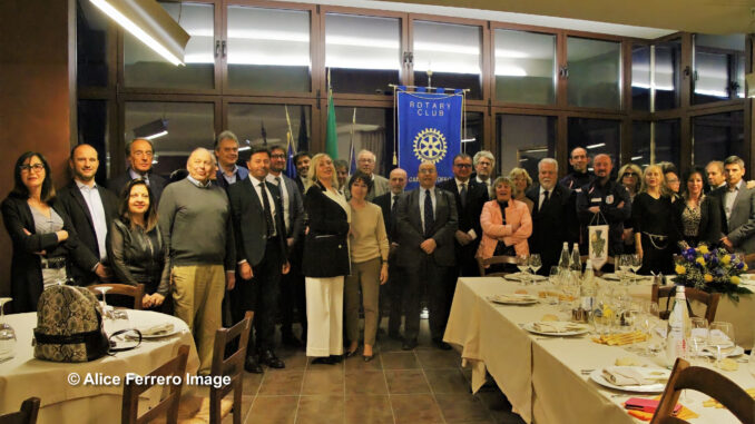 Rotary Club Canale Roero supports the soccer project and unite with "special team"Alba Calcio