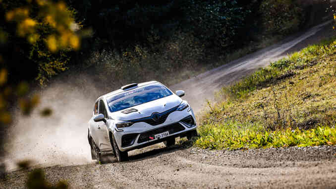 Tre giovani piloti giapponesi Toyota al rally Regione Piemonte