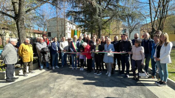 I nuovi giardini “Maestri del Lavoro” in festa, per l'inaugurazione in corso Piave ad Alba 4