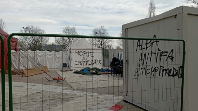 Vandalizzata la nuova area di Collisioni al parco Tanaro, la denuncia dell'organizzazione