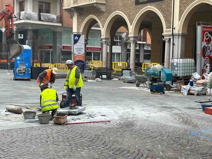 Un mese di lavori in via Principi a Bra 2