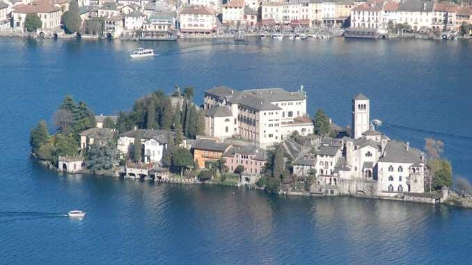 In gita sul Lago d’Orta con il centro culturale San Paolo per festeggiare 75 anni 1