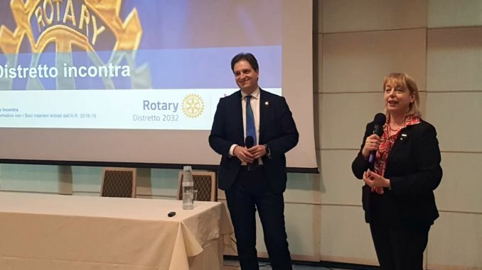 Serata di formazione con i Rotary della provincia
