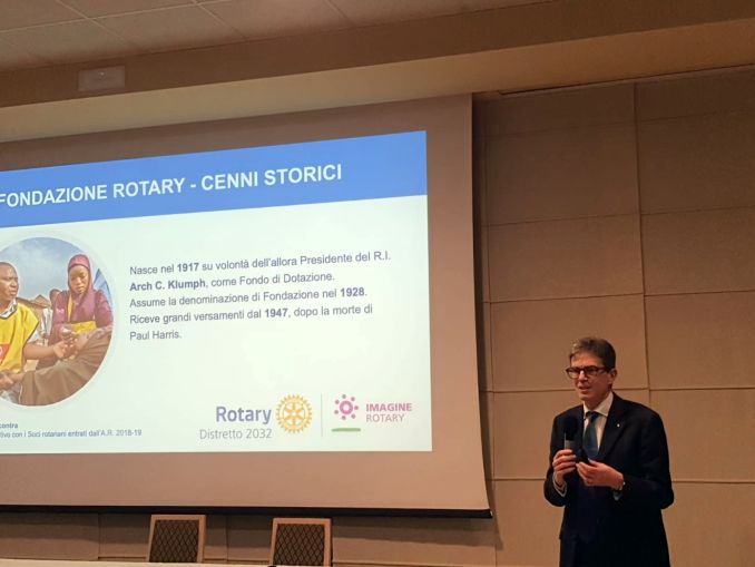 Serata di formazione con i Rotary della provincia 1