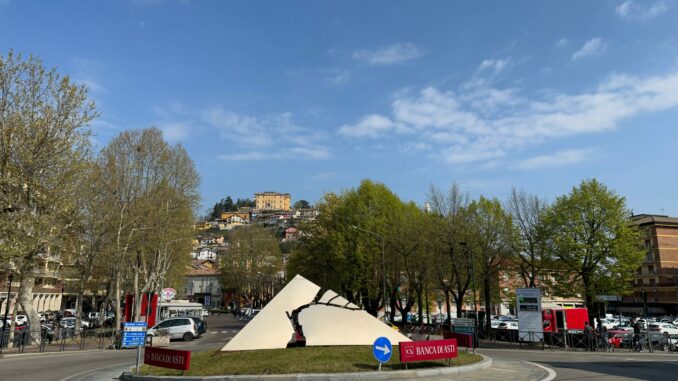 A Canelli, domenica 16 aprile, torna la Festa di primavera