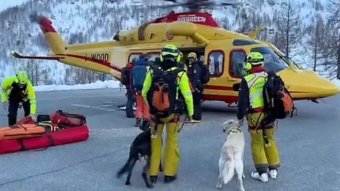 Le ricerche degli scialpinisti dispersi in Valtournenche Scialpinisti torinesi dispersi, individuati due corpi sepolti