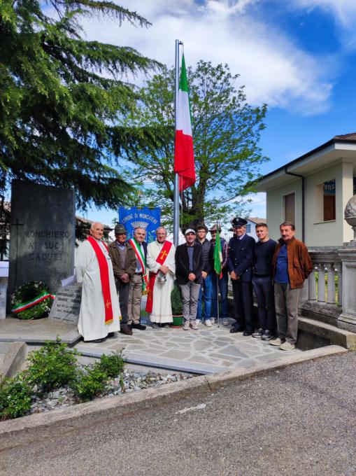 Celebrato a Monchiero il 78° anniversario della Liberazione presso il monumento ai Caduti 1