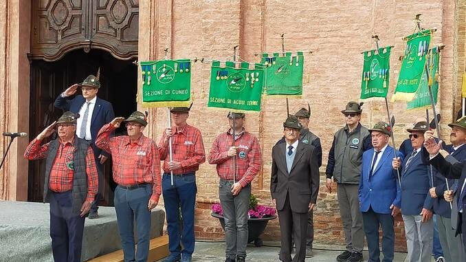 alpini treiso 2023A Grande successo a Treiso per il raduno Alpini in Langa