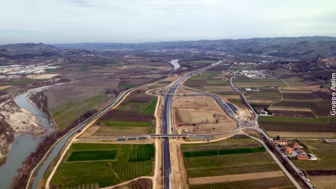 Autostrada (poco) gratuita: l’Osservatorio per il paesaggio interroga Cirio e Gabusi