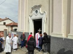 Oggi a Belvedere Langhe la distribuzione dei micun