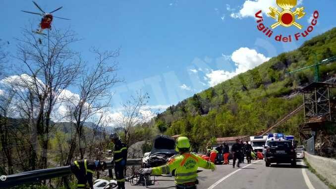 Auto contro moto a Bagnasco: un ferito al Cto in codice rosso