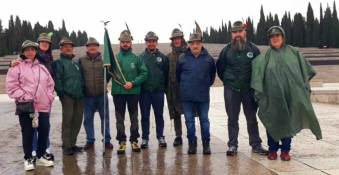 Gli Alpini in Langa e del Roero presenti all’Adunata nazionale di Udine