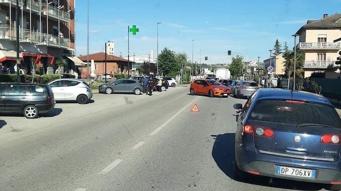 Incidente a Baraccone di Castagnito: rallentamenti e code