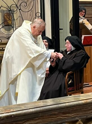 Le clarisse di Bra celebrano i 65 anni di professione di suor Maria Stella 1