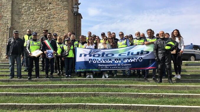 In moto per le Langhe cuneesi, con il Motoclub della Polizia di Stato di Cuneo