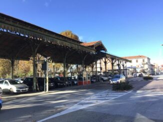 Il restauro della tettoia in ferro di piazza Giolitti a Bra