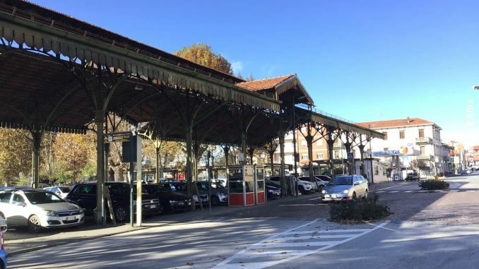 Il restauro della tettoia in ferro di piazza Giolitti a Bra