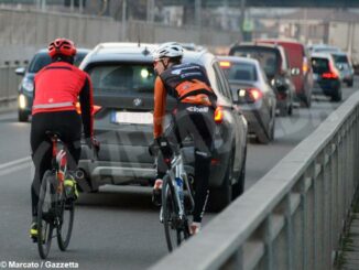 A piedi e in bici sul ponte vecchio coi fondi europei