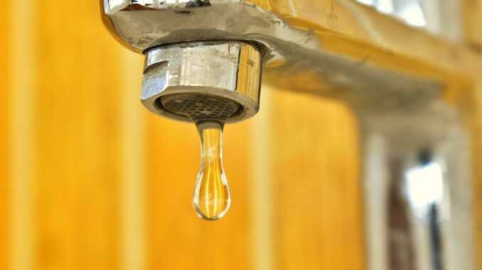 Attenzione alle truffe: non ci sono controlli dell'acqua negli appartamenti