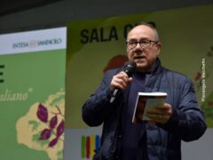 Giornata di grandi ospiti al Salone del libro: Verdone, Maraini, Mentana 3