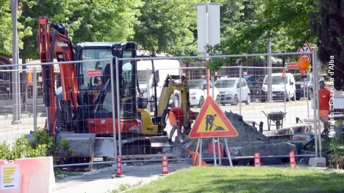 Lavori pubblici ad Alba: riparte il cantiere per corso Europa e si prepara quello per il rio Misureto 2