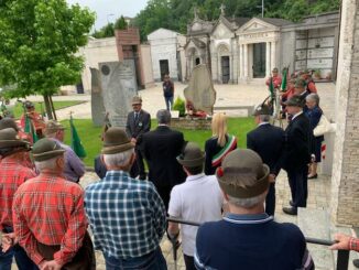 A Santo Stefano Belbo inaugurato il monumento in memoria degli Alpini (FOTOGALLERY) 5