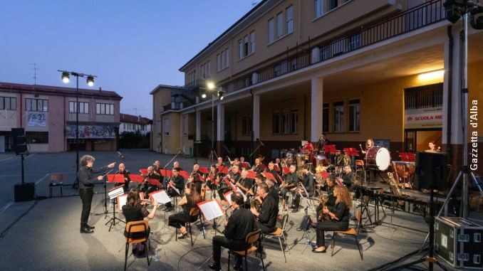 La banda Giuseppe Verdi di Bra festeggia l’estate in musica
