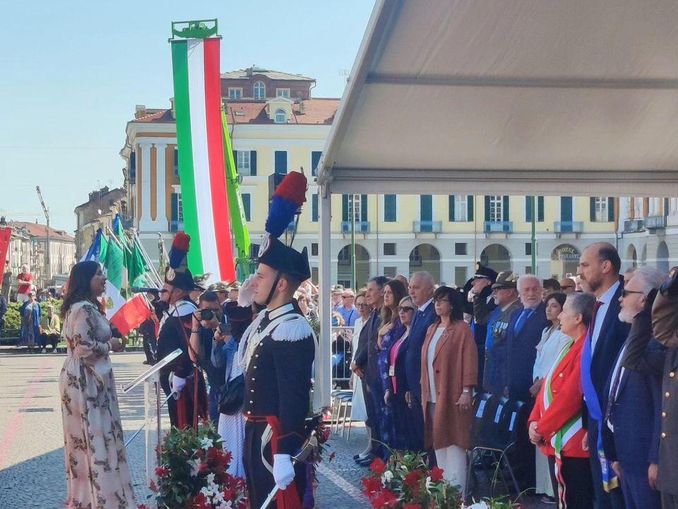 I nuovi cavalieri: tra di loro Giovanna Margiaria, Giuliana Cirio, Claudio Alberto e Giorgio Calabrese